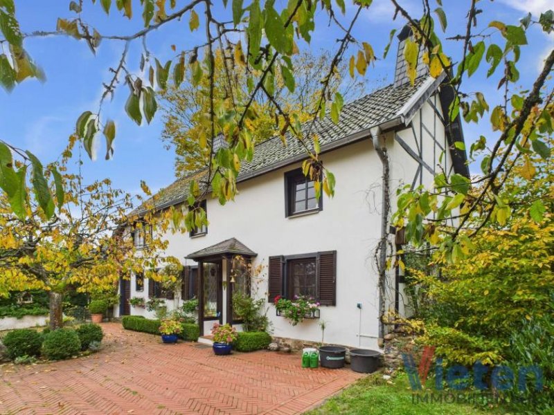Schleiden Einfamilienhaus im Cottage-Stil in Schleiden-Broich mit angrenzendem Baugrundstück Haus kaufen