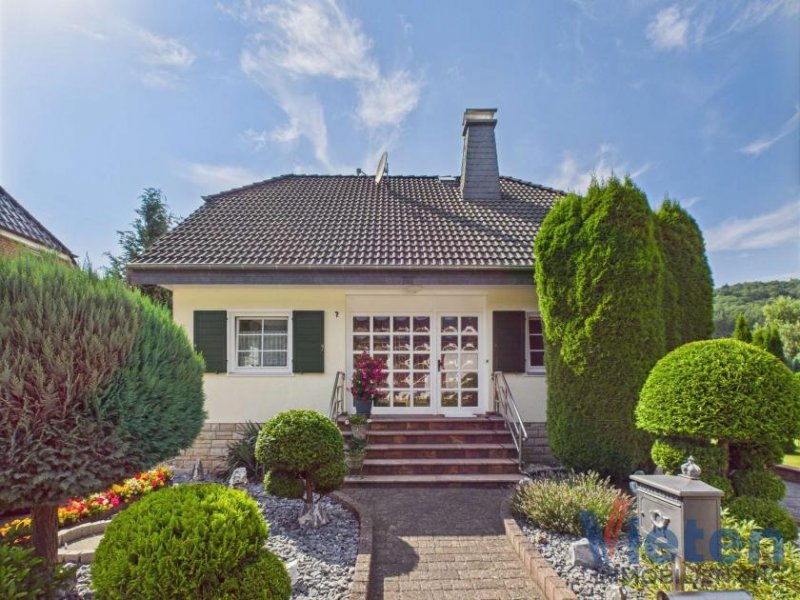 Schleiden Gepflegtes Einfamilienhaus mit Gartenidylle in Schleiden-Oberhausen Haus kaufen