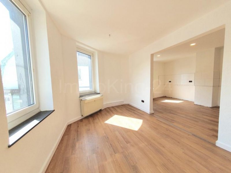 Schleiden ++ TOP RENDITE VON 7,16 PROZENT!! WOHN- UND GESCHÄFTSHAUS IN ZENTRALER LAGE! ++ Haus kaufen