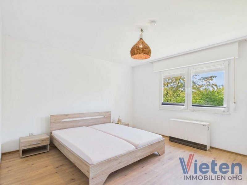 Hellenthal Charmanter Bungalow mit ausgebautem Souterrain in Hellenthal-Hollerath Haus kaufen