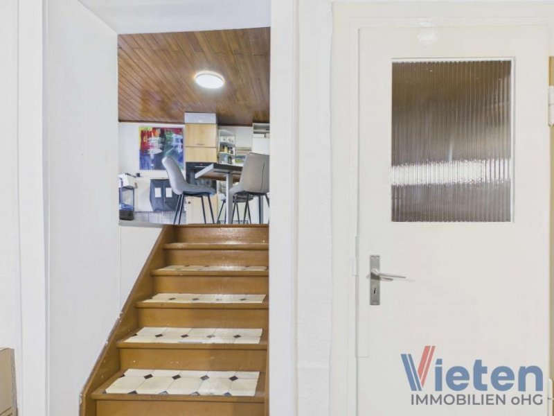 Dahlem (Kreis Euskirchen) Großzügiges vermietetes Wohnhaus mit viel Platz und Entwicklungspotenzial Haus kaufen