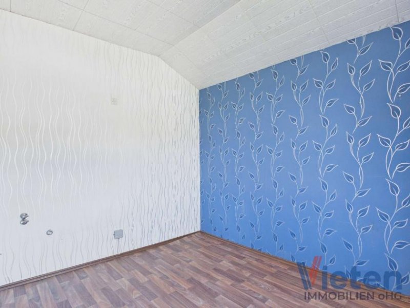 Dahlem (Kreis Euskirchen) Wohnhaus mit großem Platzangebot in zentraler Lage von Dahlem Haus kaufen