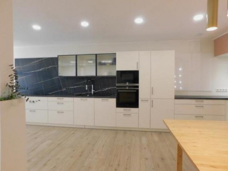 Trier Trier Ehrang - top saniertes EFRH mit schönem Garten u. 2 Stellplätzen in ruhiger,zentraler Randlage Haus kaufen