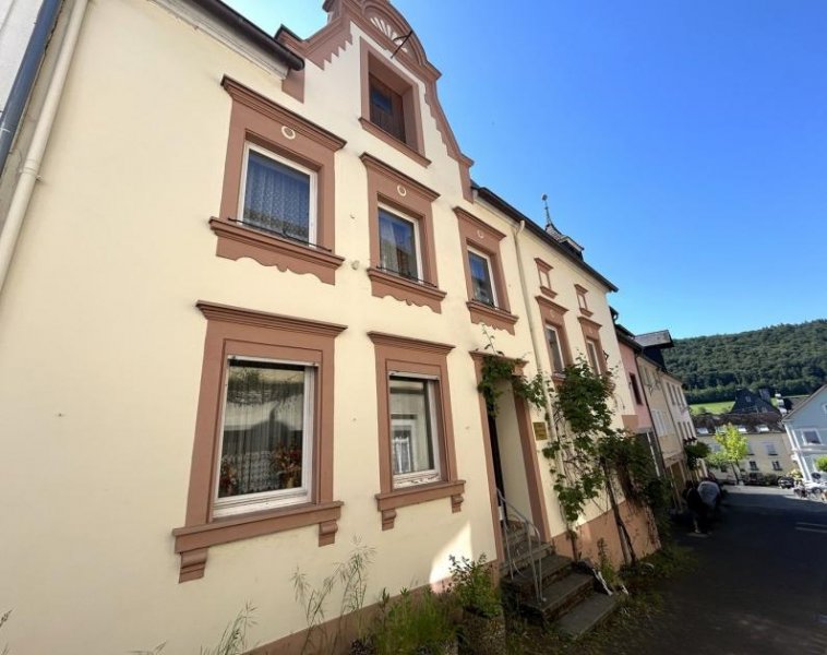 Zeltingen-Rachtig Zwei Wohnhäuser in Zeltigen an der Mosel (hochwasserfrei) mit 233 qm Wohnfläche Haus kaufen