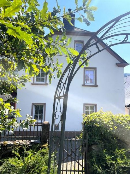 Flußbach Mühlenanwesen im Außenbereich / naturnahes wohnen mit sehr guter Infrastruktur (Eifel-Mosel hochwasserfrei) Haus kaufen