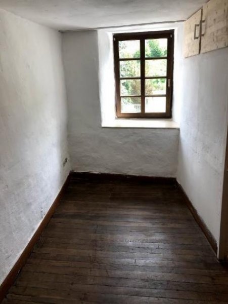 Neuerburg Neuerburg/ Eifel, zentrumsnah - charmantes, kleines Haus für kleines Geld - auch als Ferienhaus geeignet Haus kaufen