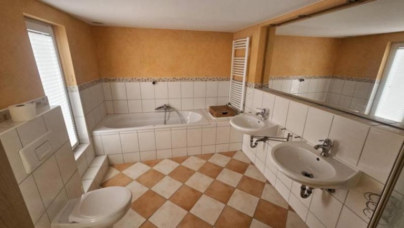 Freimersheim ObjNr:19627 - Idyllisches Leben mit südländischem Ambiente in gepflegtem Bauernhaus in Freimersheim Haus kaufen