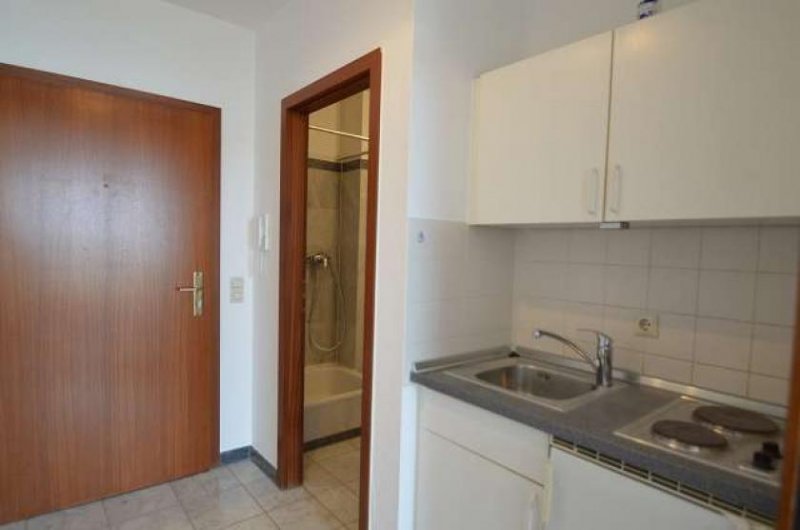 Ober-Olm Neu renoviertes Apartment mit Pantry-Küche, Duschbad, Stellplatz - Bushaltestelle am Haus Wohnung kaufen