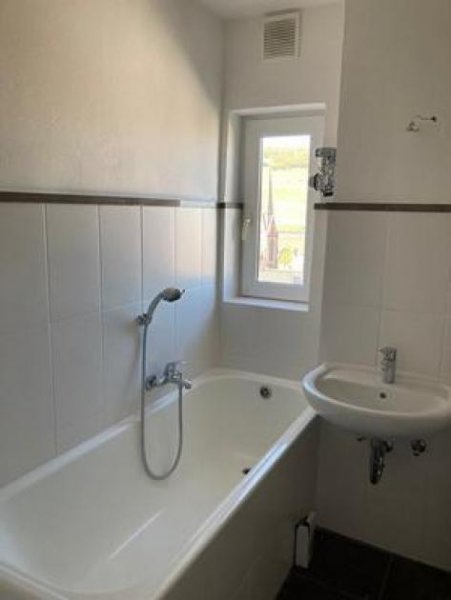 Bingen am Rhein 3-Zimmer Wohnung mit 2 Rheinblick-Balkonen in Bingerbrück zu verkaufen Wohnung kaufen