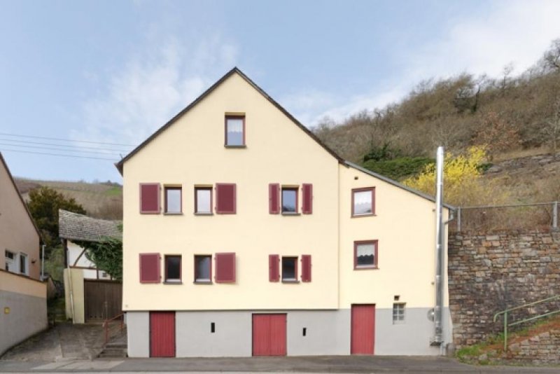 Oberwesel Energetisch saniertes Einfamilienhaus mit Terrasse in sonniger Lage in Oberwesel/Engehöll Haus kaufen
