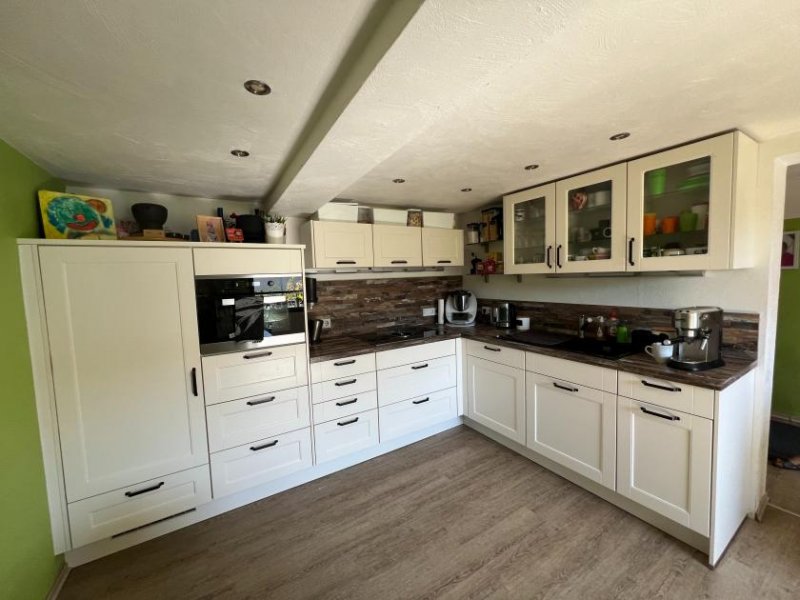 Gemünden (Rhein-Hunsrück-Kreis) PREISREDUZIERUNG! Großzügiges, gepflegtes Einfamilienhaus in Gemünden/Hunsrück zu verkaufen. Haus kaufen