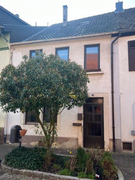 Bad Sobernheim Top-Gelegenheit! Renovierungsbedürftiges Haus in zentraler Lage von Bad Sobernheim zu verkaufen Haus kaufen