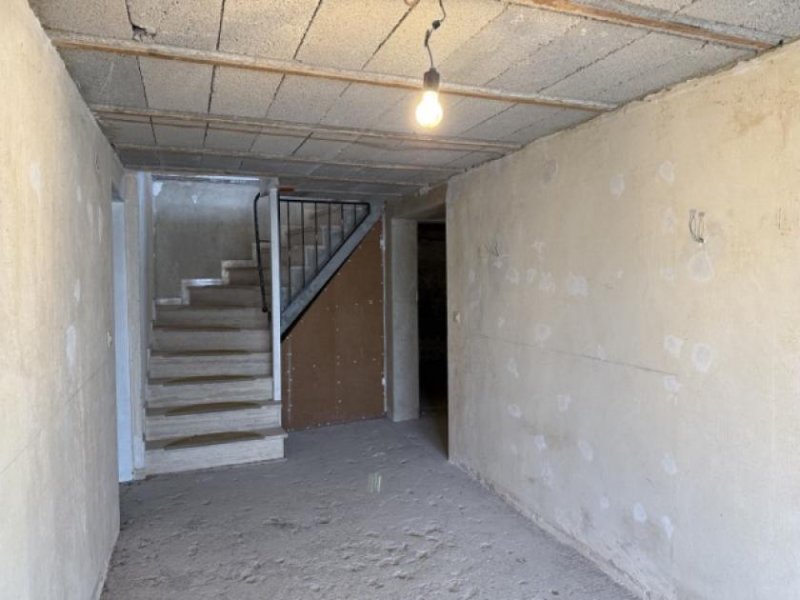 Hargesheim RÜCKBAU AUF ERWEITERTEN ROHBAU IN ABSOLUT TRAUMHAFTER NATURLAGE | 2 GARAGEN | 2 BALKONE | TERRASSE Haus kaufen