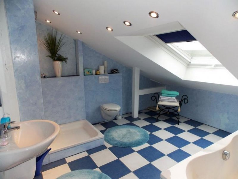 Kirn Elegantes und technisch hochwertiges Wohnhaus im Hunsrück Nähe Kirn / Gewerbegebiet / Büro / Praxis oder Handwerk möglich 