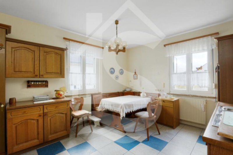 Rhaunen Handwerker aufgepasst ! Großes Einfamilienhaus im ruhigen Wohngebiet mit Waldrandlage in Rhaunen Haus kaufen