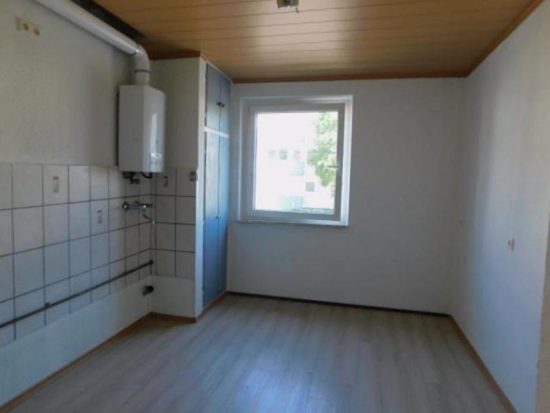 Idar-Oberstein 4-Zimmer-Eigentumswohnung 84m² mit Balkon & Fernblick – sofort bezugsfrei in Idar-Oberstein Wohnung kaufen