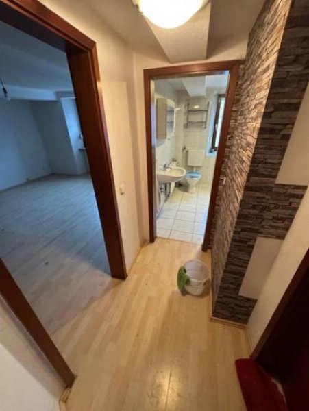 Mörschied KAPITALANLAGE! Doppelhaushälfte mit 2 Wohneinheiten in bevorzugter Lage und Baumöglichkeit. RENDITE Haus kaufen