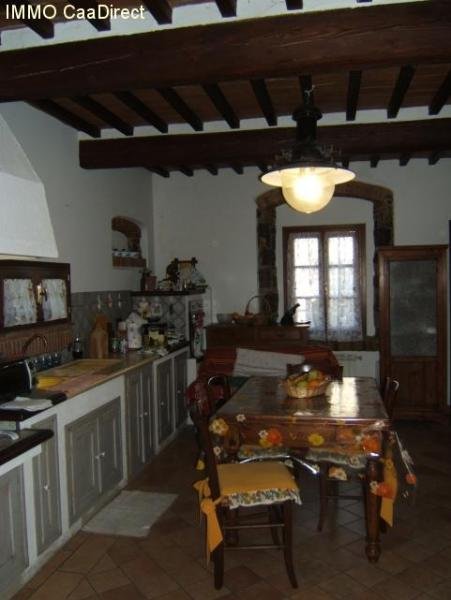 Castellina Marittima Typisch toscanisches und wunderschönes und äusserst stilvolles Landhaus aus Naturstein Haus kaufen