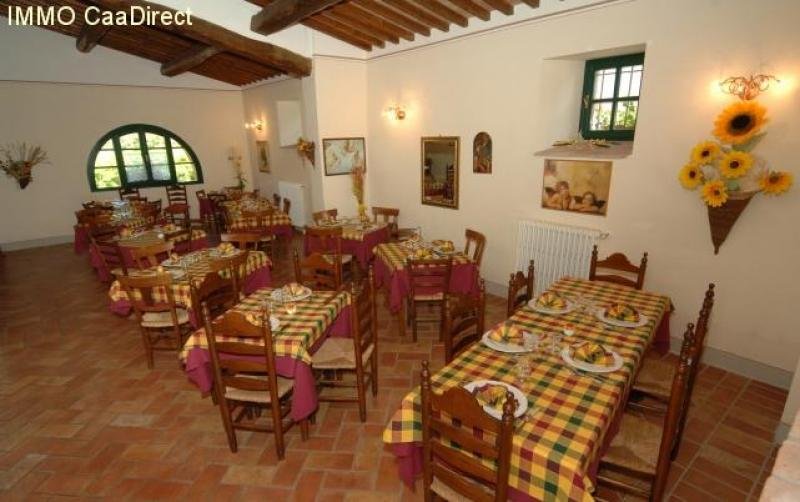 Riparbella Investitionsobjekt! Grosse und schöne Ferienanlage in der herrlichen Toskana mit Restaurant Haus kaufen