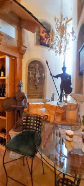 Boppard über mehrere Jahrhunderte alter Wasserturm mit seiner Geschichte einmalig auf der Welt und vollkommen renoviert (gewerbliche