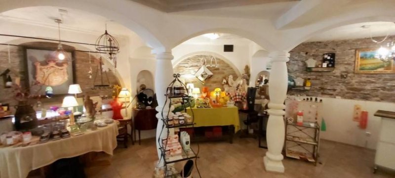 Boppard über mehrere Jahrhunderte alter Wasserturm mit seiner Geschichte einmalig auf der Welt und vollkommen renoviert (gewerbliche