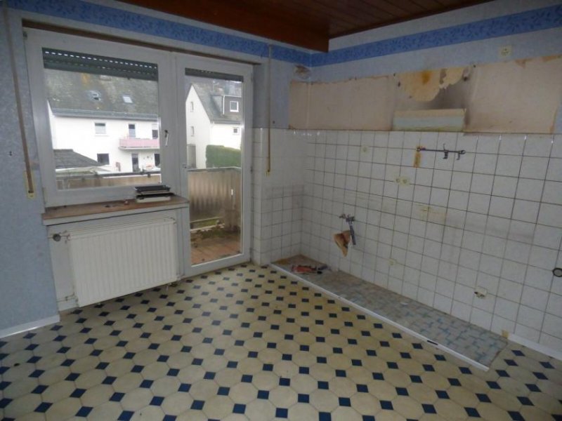 Spay Wohnen in Spay: Ein großzügiges Haus mit viel Potenzial Haus kaufen