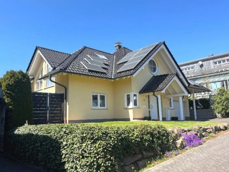 Montabaur Montabaur, energieeffizientes Wohnhaus am Stadtrand Haus kaufen