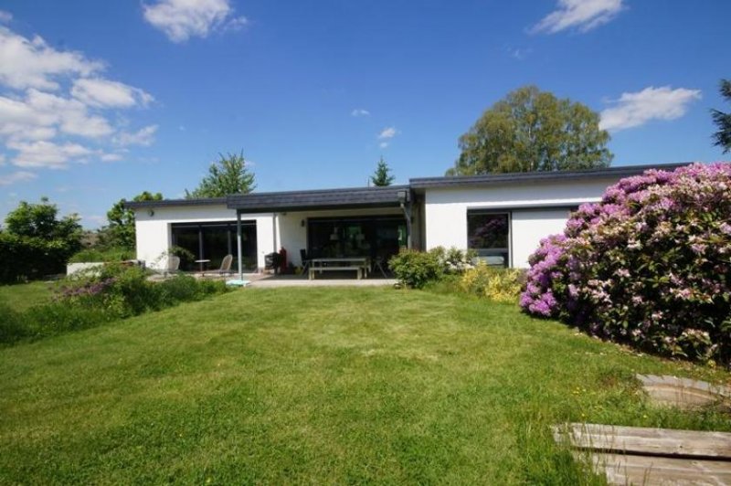 Montabaur Montabaur, großzügiger Bungalow mit Einliegerwohnung Haus kaufen