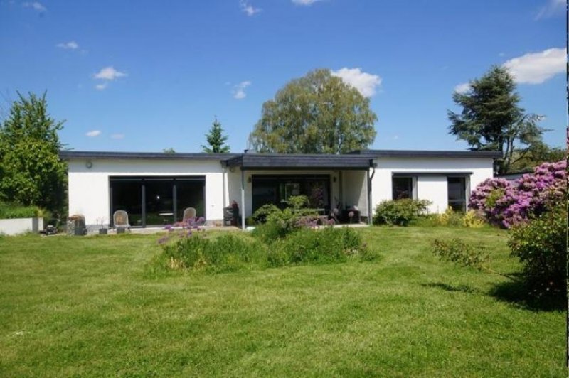 Montabaur Montabaur, großzügiger Bungalow mit Einliegerwohnung Haus kaufen