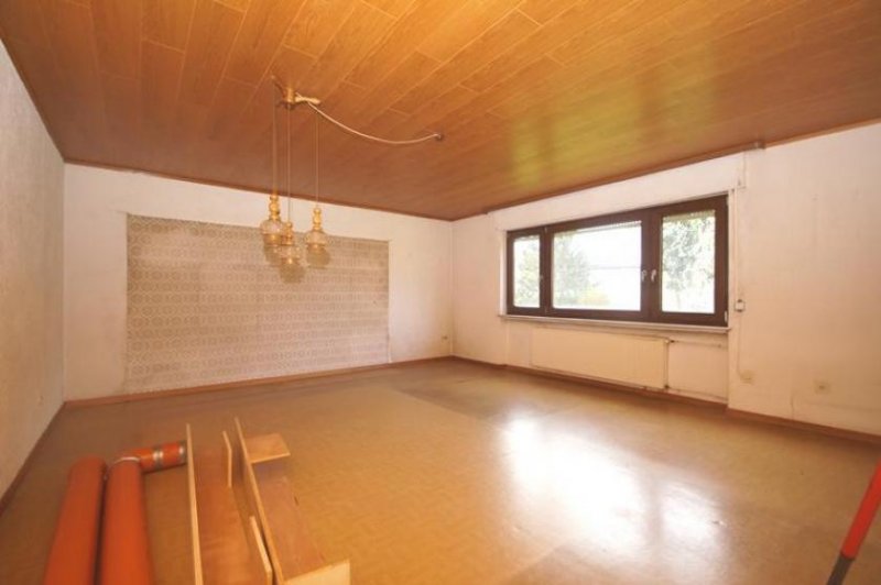 Meudt Meudt, solides Wohnhaus mit zusätzlichem Bauplatz *VIRTUELLE 360° BESICHTIGUNG AUF ANFRAGE* Haus kaufen