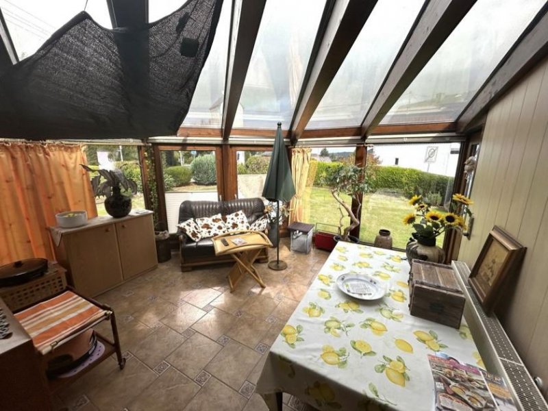 Acht hochwertiges Wohnhaus mit bis zu 3 Wohnungen (oder Büro / Praxis) im ruhigen Ort Nähe Mayen -Eifel- Haus kaufen