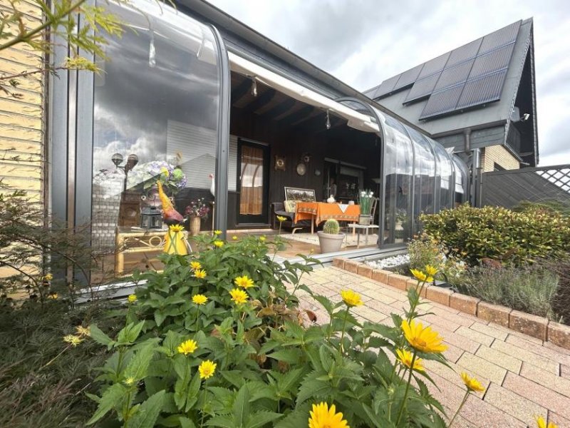 Acht hochwertiges Wohnhaus mit bis zu 3 Wohnungen (oder Büro / Praxis) im ruhigen Ort Nähe Mayen -Eifel- Haus kaufen