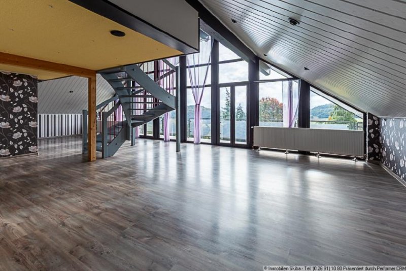 Herresbach Mit Doppelgarage: Maisonette-Eigentumswohnung mit Panoramablick - Nähe Nürburgring Wohnung kaufen