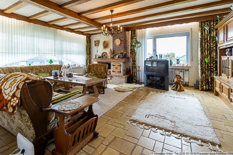 Höchstberg Ortsrandlage: Einfamilienhaus mit großem, ebenem Garten und Garage in der Vulkaneifel, Nähe Ulmen Haus kaufen