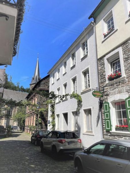 Traben-Trarbach großes und helles Stadthaus / Herrenhaus an der schönen Mosel (vier Wohnungen/App.) Haus kaufen