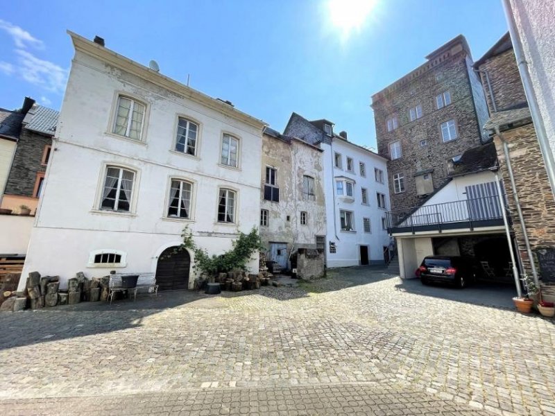 Traben-Trarbach Renditeobjekt mit 7 Wohnungen (voll vermietet) in Traben-Trarbach / Mosel Haus kaufen