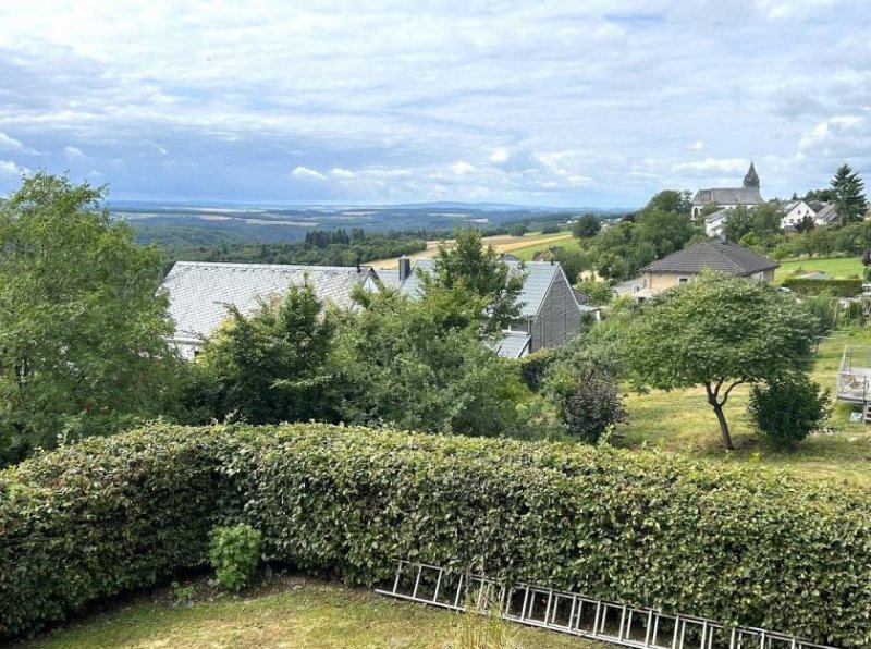 Zell (Mosel) Wohnhaus in Top Lage Nähe der Stadt Zell an der Mosel u. Nähe Blankenrath im Hunsrück (Energisklasse B) Haus kaufen