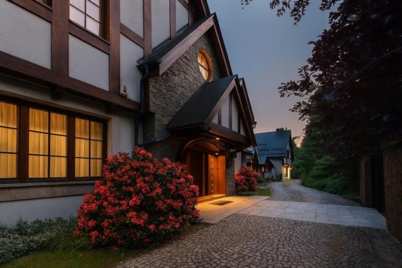 srebna Góra Einzigartiges Bergresort mit Villa und Wellnessbereich – Hotelpotenzial in Polen Gewerbe kaufen
