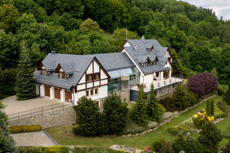 srebna Góra Einzigartiges Bergresort mit Villa und Wellnessbereich – Hotelpotenzial in Polen Gewerbe kaufen
