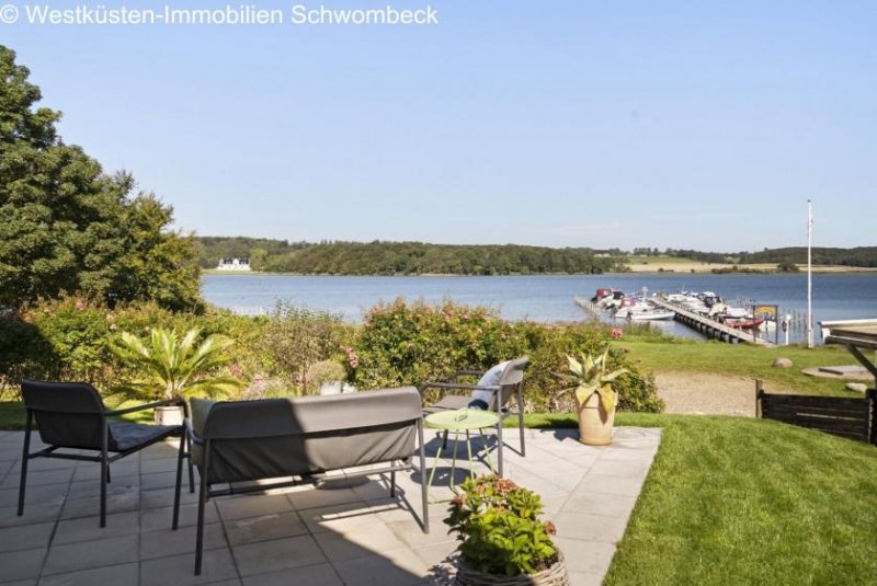 Svendborg Liebhaberobjekt!- Wunderschönes Landhaus, direkt am Wasser! Haus kaufen