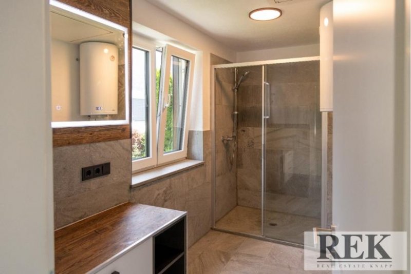 Zell am See Provisionsfrei! Sanierte Doppelhaushälfte in ruhiger & sonniger Lage in Zell am See zu Verkaufen Haus kaufen