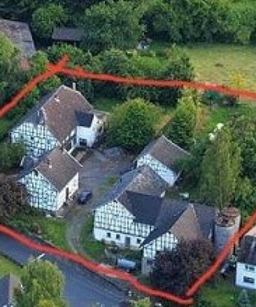 Mehren (Landkreis Altenkirchen) Fachwerkanwesen mit Geschichte sucht kreativen Geist zu Wiederbelebung Haus kaufen