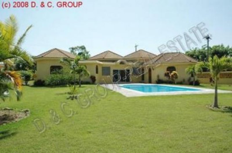 Sosua Neue Villa mit 3 Schlafzimmern auf großem Grundstück Haus kaufen