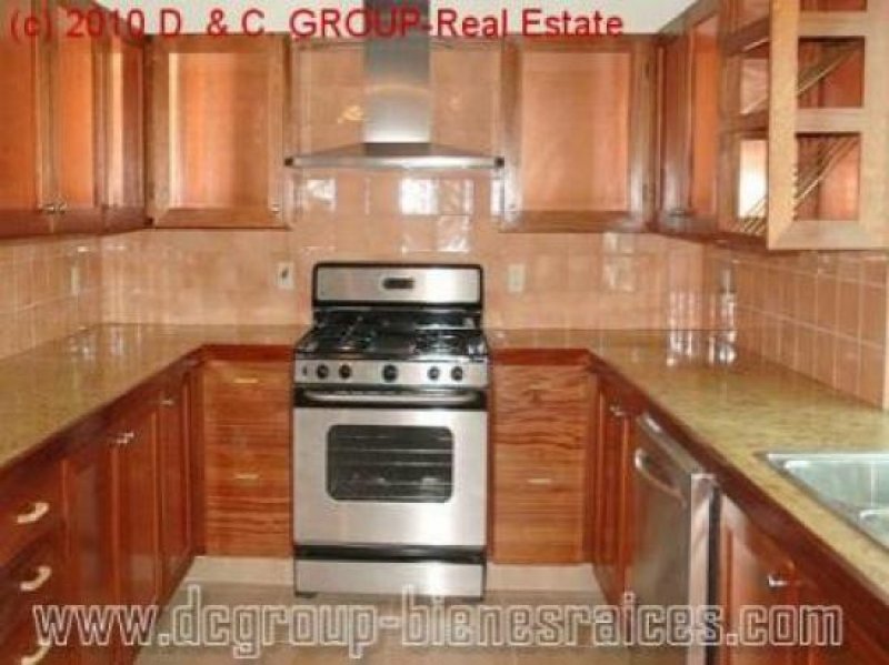 Sosua Stadthaus mit 4 Wohneinheiten und Pool! Haus kaufen