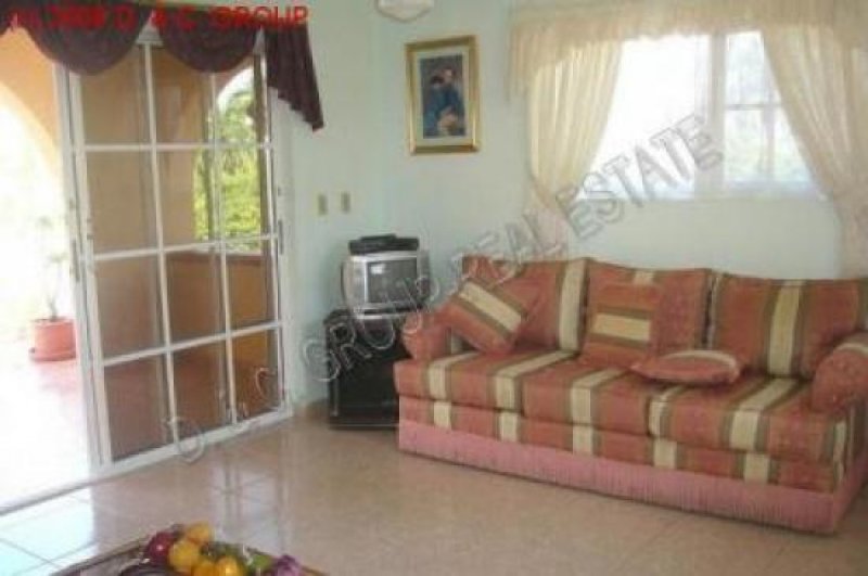 Sosua Villa mit Apartment, Gästehaus und Pool Haus kaufen