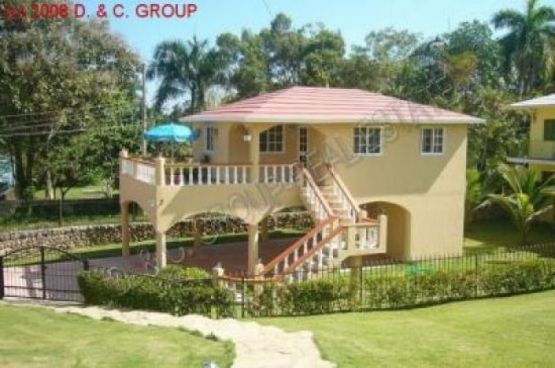 Sosua Villa mit Apartment, Gästehaus und Pool Haus kaufen