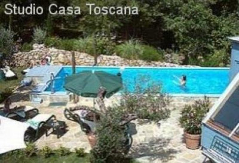 Boccheggiano Agriturismo mit 11 Hektar Land inmitten mediterraner Macchia Haus kaufen