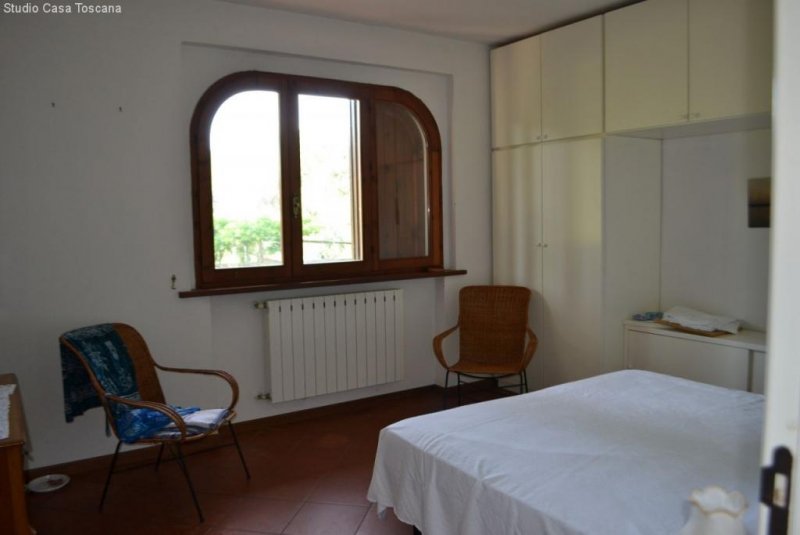 Scarlino Ebenerdige Villa auf dem Land nur wenige Minuten vom Meer entfernt Haus kaufen