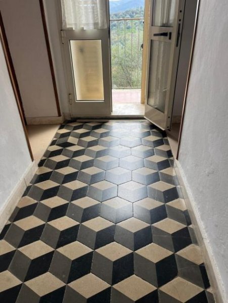 Caldana Geräumiges Reihenhaus in Caldana Haus kaufen