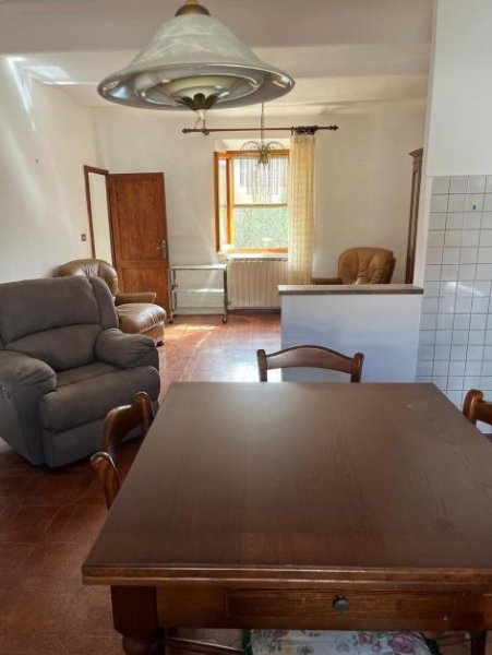 Caldana Geräumiges Reihenhaus in Caldana Haus kaufen